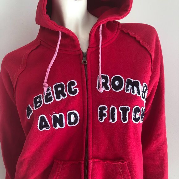 Abercrombie & Fitch Red Hood - Picture 2 of 5